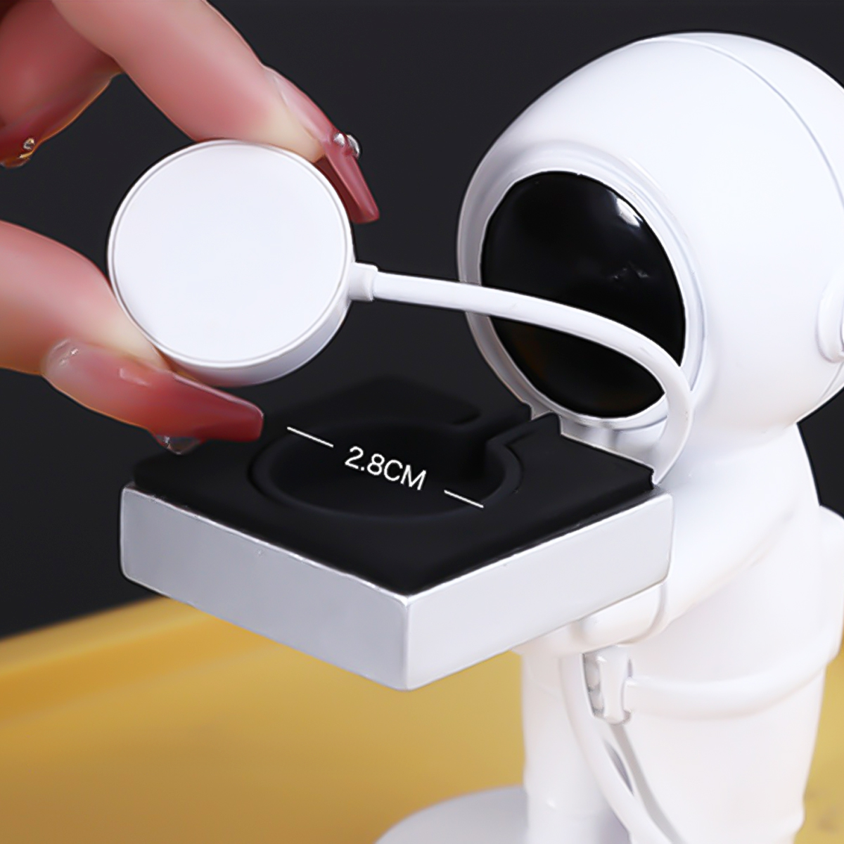Creative For Apple Watch Charg - Watch Charging Dock recensione e prezzo