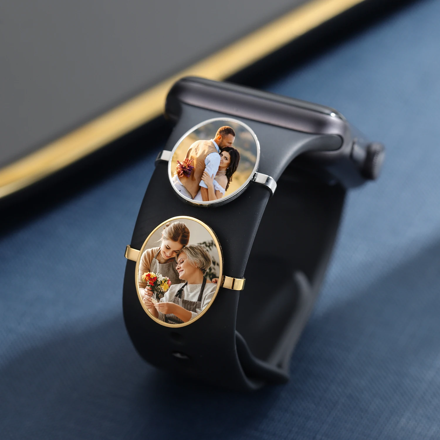 Custom Photo Smart Watch Charm - Smartwatch Straps & Accessories recensione e prezzo